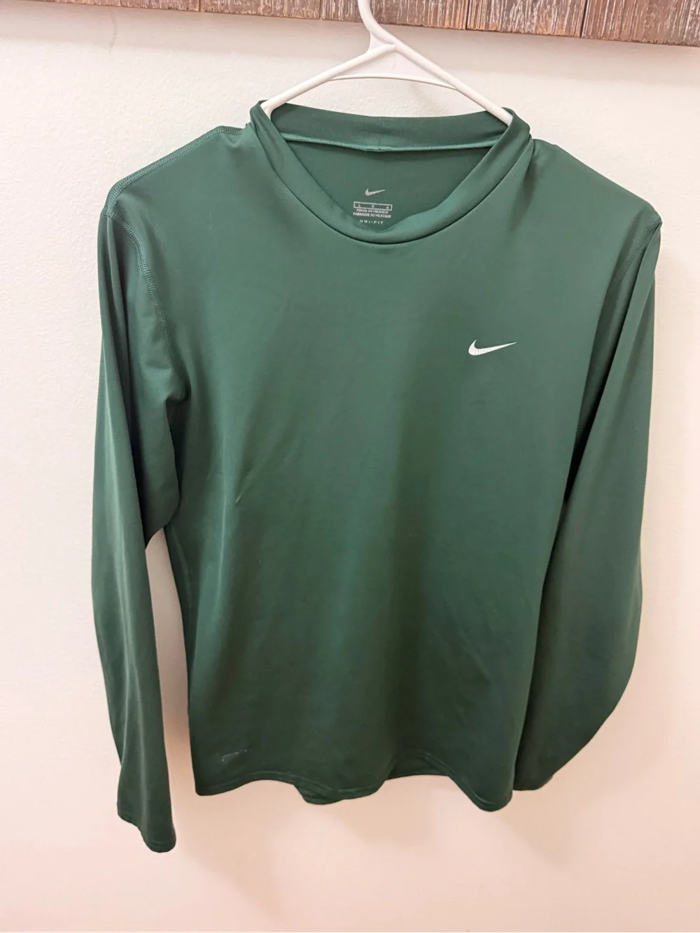 Nike Men’s Long-Sleeve Dri-FIT Crewneck Shirt - Dark Green